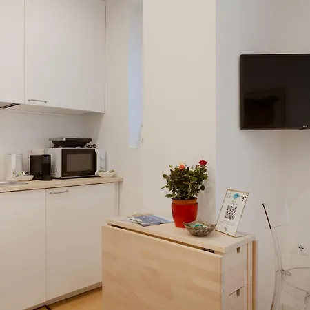 Alexander's Nest Apartman Trieszt